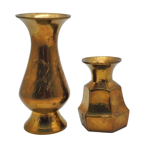 2 Small Solid Brass Vases Tiny Bud Etched Floral Vintage India MCM Rustic Decor - Picture 1 of 7